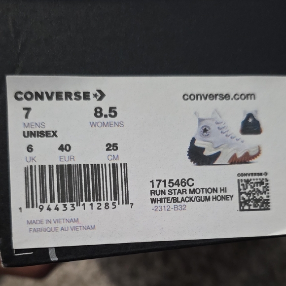 Converse White and Black RUN STAR MOTION Sneakers with Brown Sole - Picture 4 of 4